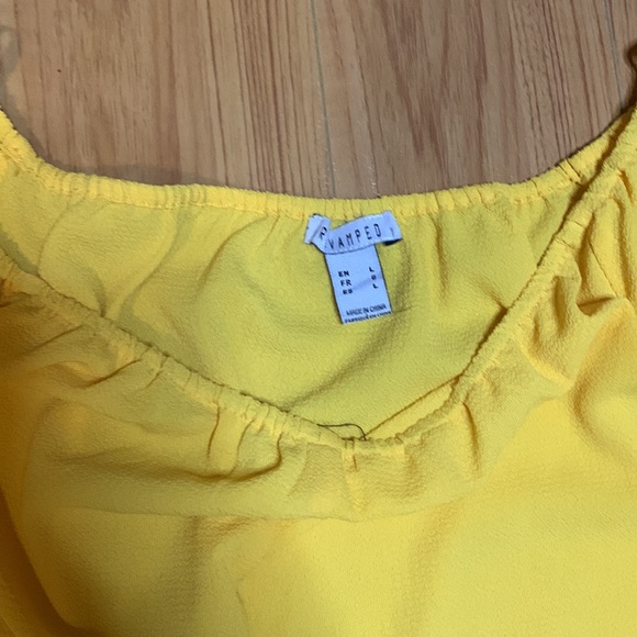 Yellow off shoulder blouse - Picture 4 of 4